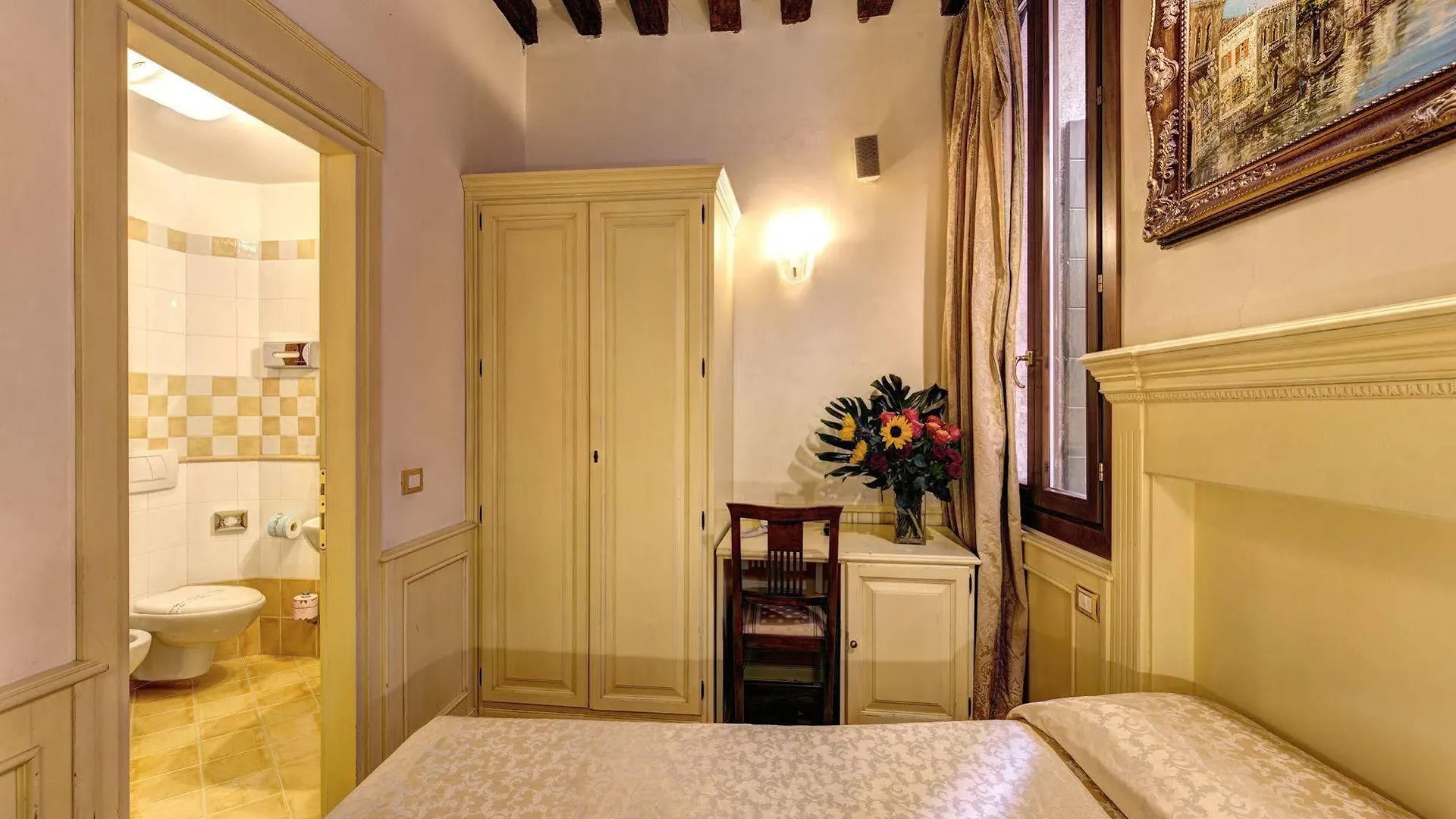 Palazzo La Scala Hotel Venice 3*,  Italy